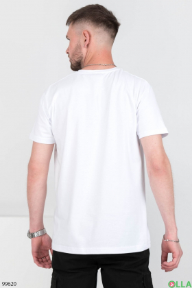 Чоловіча біла футболка