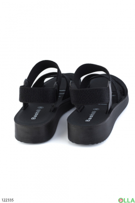 Women's black low-top sandals