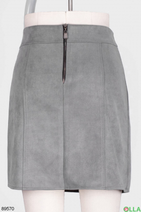 Женская серая юбка с карманами