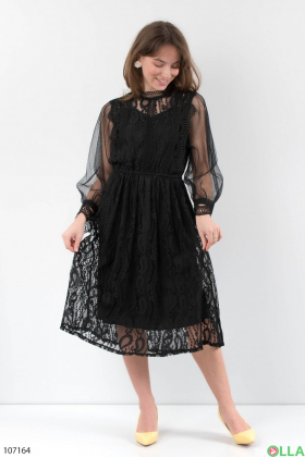 Жіноча чорна сукня з мереживом