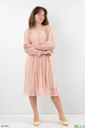 Жіноча рожева сукня з мереживом