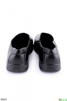 Men's black shoes made of eco-leather