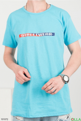 Чоловіча блакитна футболка з написом