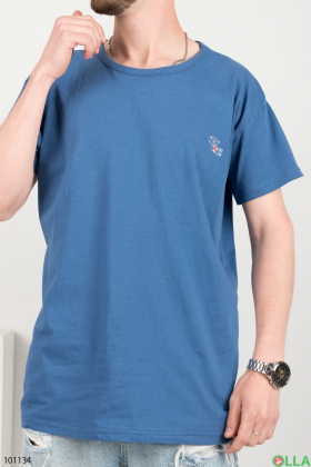 Чоловіча блакитна футболка