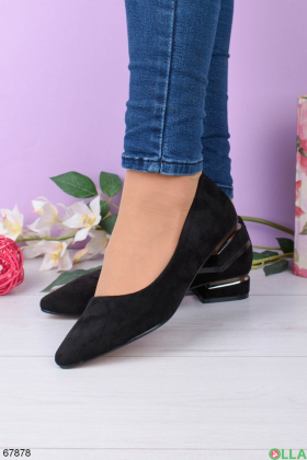 Женские черные туфли
