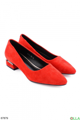 Жіночі червоні туфлі з гострим носком