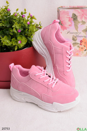 Рожеві кросівки на шнурівці