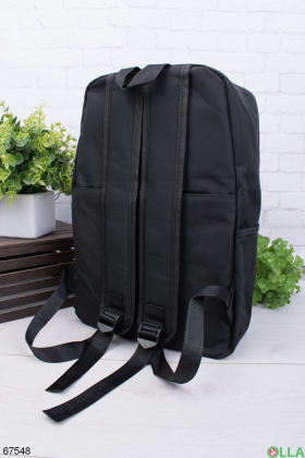 Чорний рюкзак з написом