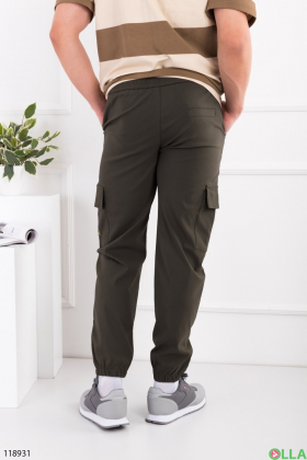 Men's khaki cargo pants