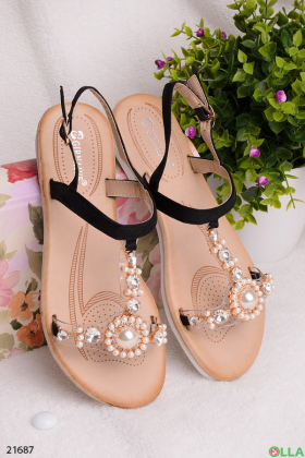 Sandals with stones and beads