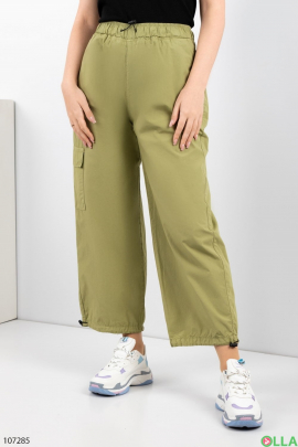 Жіночі брюки-карго кольору хакі