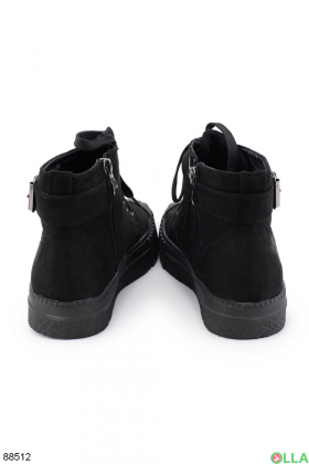 Жіночі чорні черевики на низькому ходу