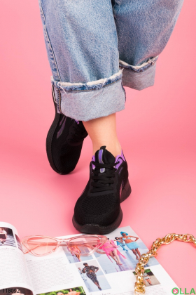Женские черно-фиолетовые кроссовки из текстиля