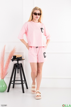 Женский светло-розовый комплект из футболки и шорт 