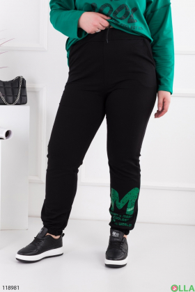 Женский черно-зеленый спортивный костюм батал