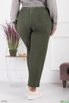 Женские зеленые спортивные брюки батал