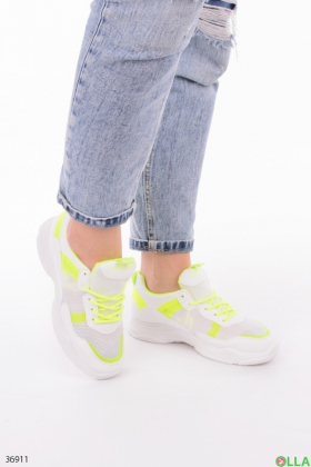 Women's lace-up sneakers