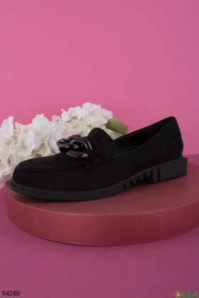 Жіночі чорні туфлі з ланцюжком