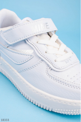 Белые кроссовки для девочек