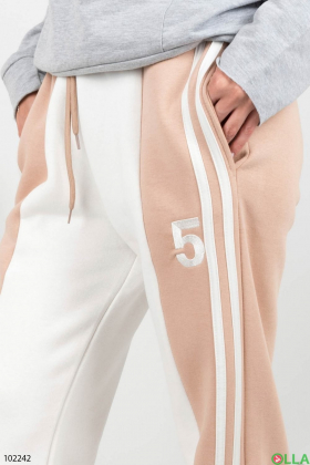 Женские зимние бело-бежевые спортивные брюки