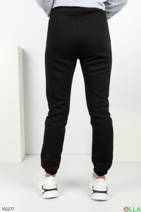 Жіночі зимові чорні спортивні брюки