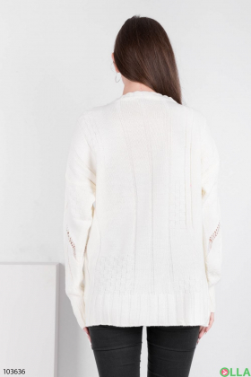 Женский зимний белый свитер