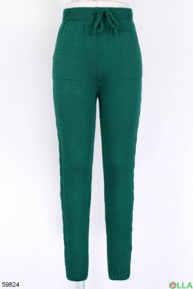 Женские зеленые брюки на резинке
