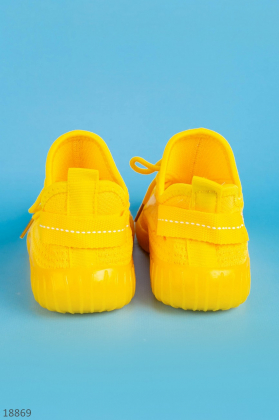 Жовті кросівки для дівчаток. Meitesi