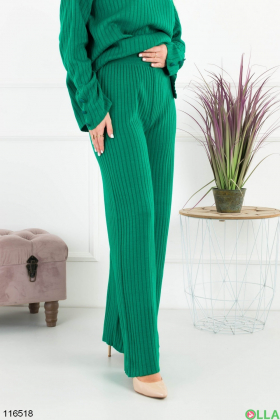 Женский зимний зеленый костюм из свитера и брюк