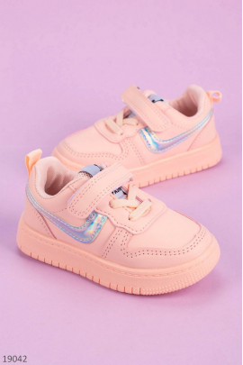 Розовые кроссовки для девочек 