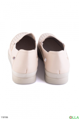 Женские светло-бежевые туфли из экокожи