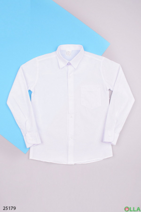Классическая рубашка белого цвета для мальчика.