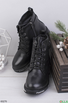 Женские зимние черные ботинки