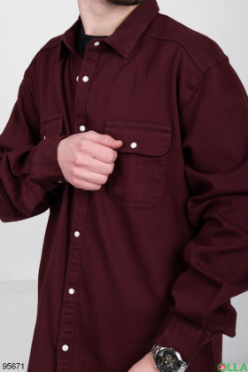 Men's burgundy shirt