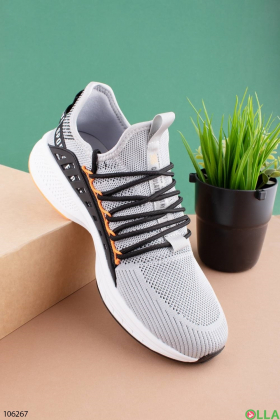 Men's light gray lace-up sneakers