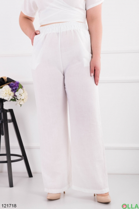 Жіночий білий комплект з топу та брюк