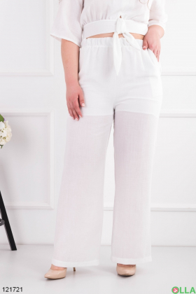 Жіночий білий комплект з топу та брюк