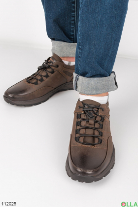 Мужские коричневые кроссовки на шнуровке