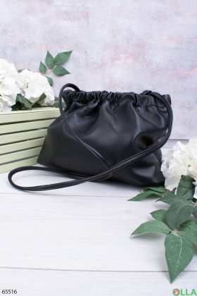 Жіноча чорна сумка з ланцюгом