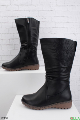 Жіночі зимові чорні чоботи з еко-шкіри