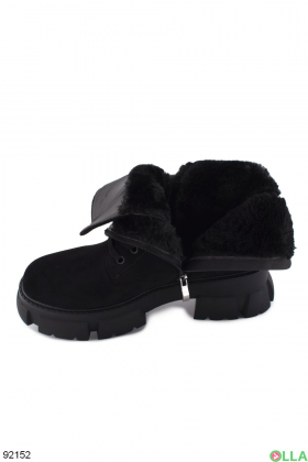 Женские зимние черные ботинки из эко-замши