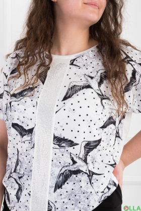 Women's gray and white batal T-shirt with a pattern