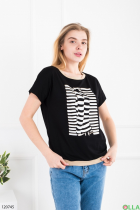 Women's black T-shirt with a pattern