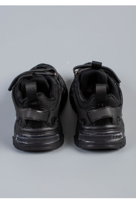 Черные кроссовки для мальчиков