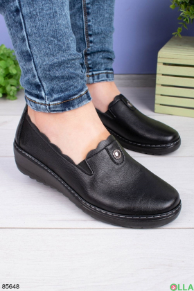 Women's black shoes made of eco-leather