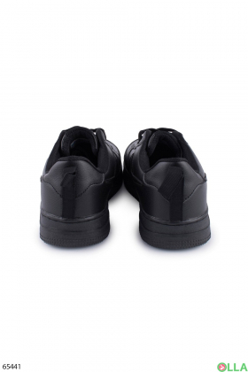 Мужские черные кроссовки из эко-кожи на шнуровке