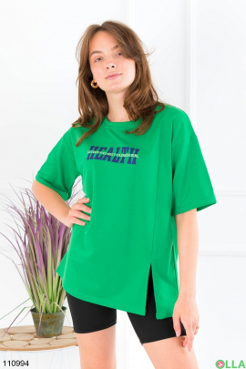 Женская зеленая футболка оверсайз с надписью