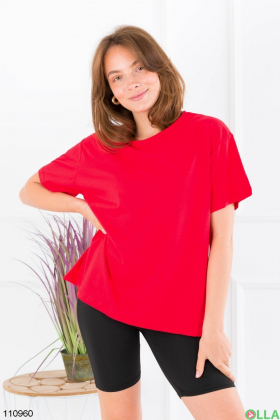 Женская красная футболка батал