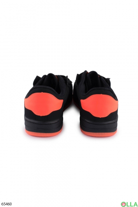 Чоловічі чорні кросівки з помаранчевими вставками