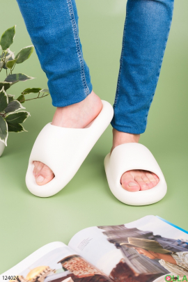 Men's white flip-flops